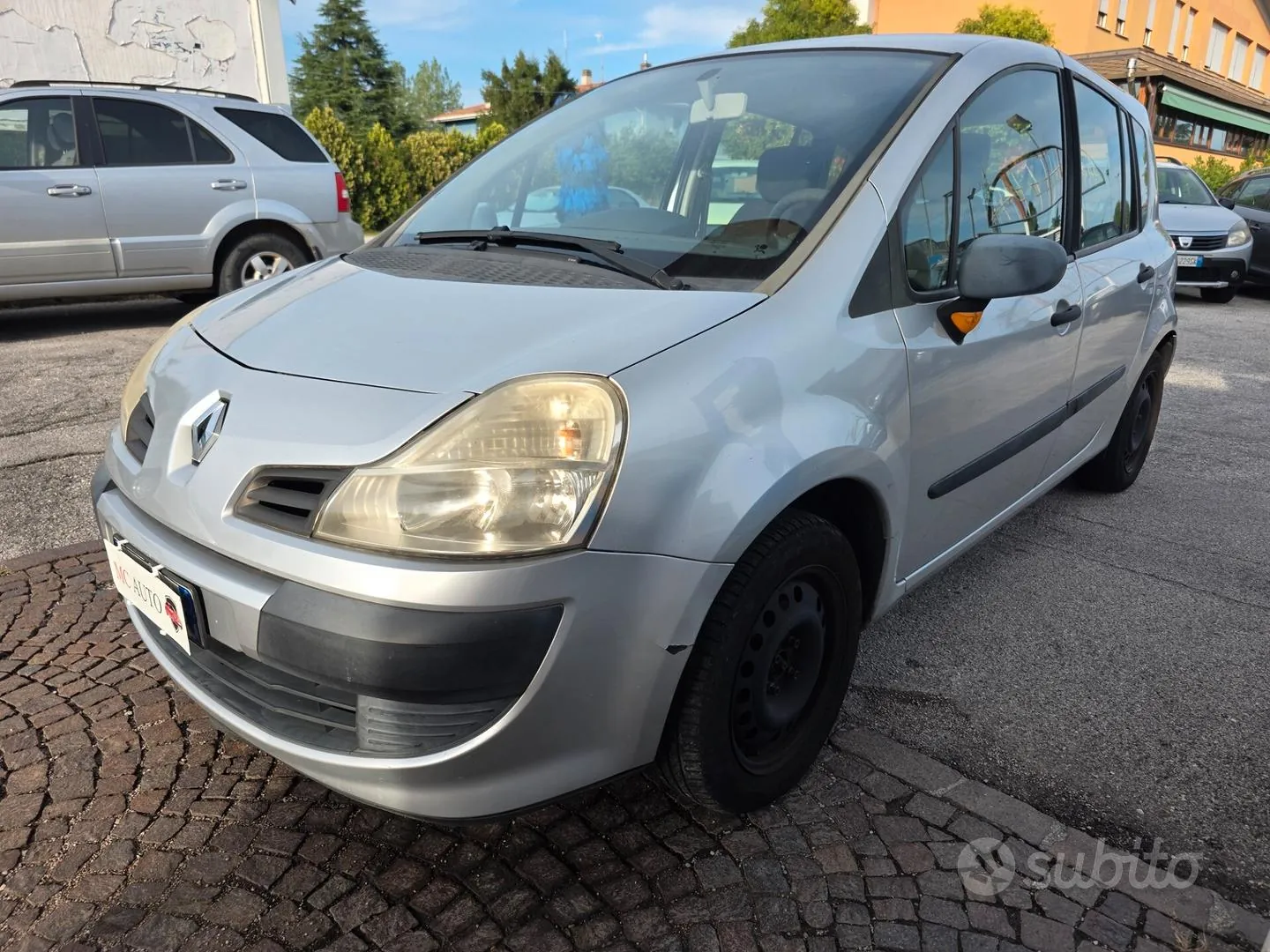 Renault Modus 2008 photo 2