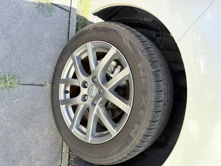 Toyota Verso 2013 photo 3