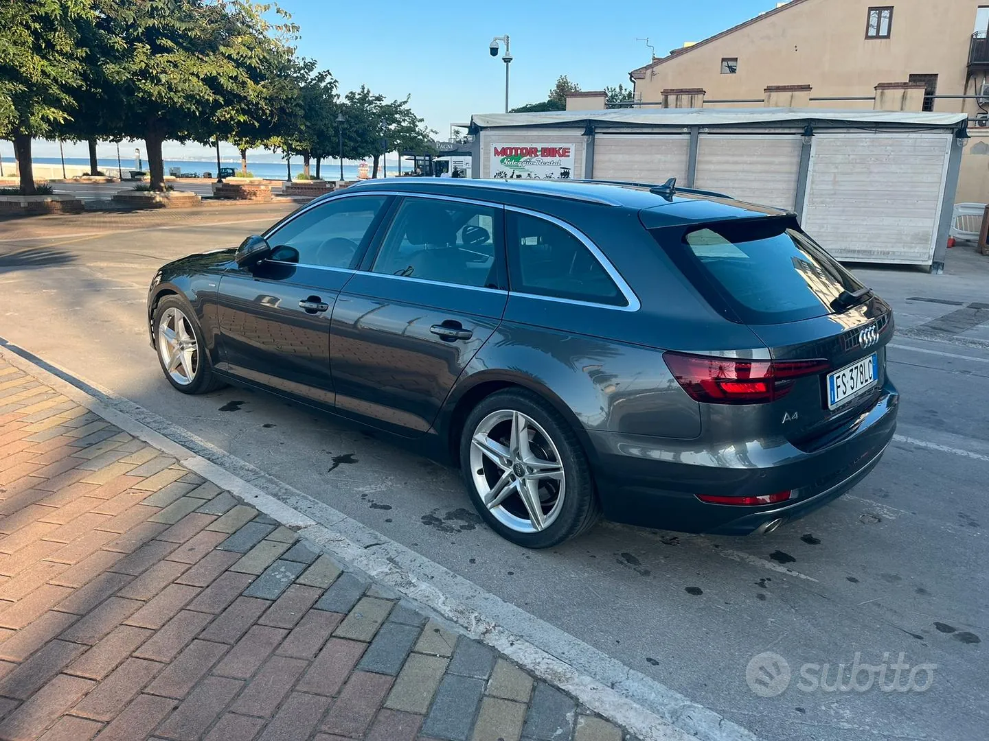 Audi A4 2018 photo 2