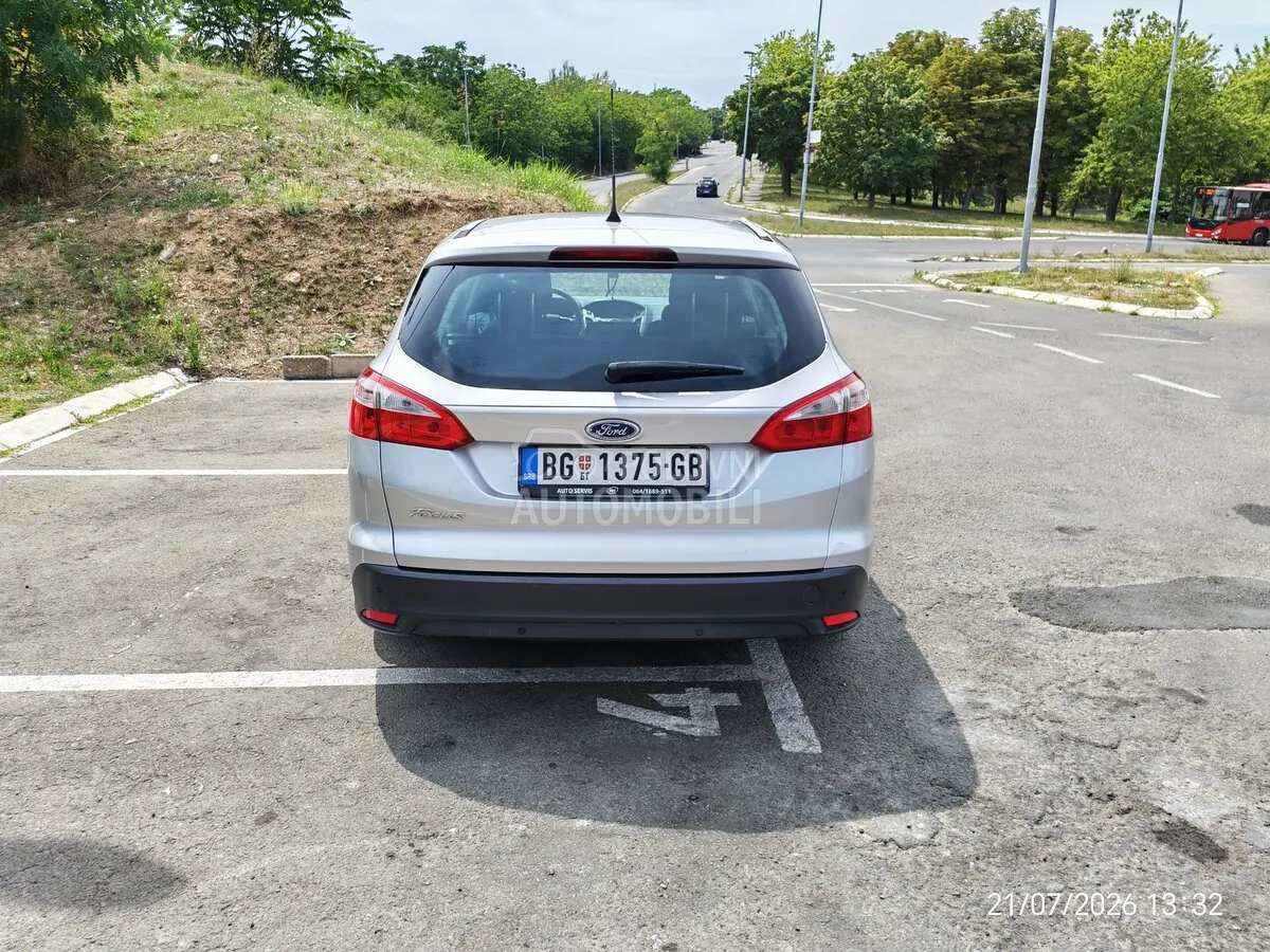 Ford Focus 2011 photo 4
