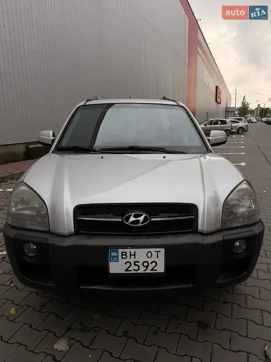 Hyundai Tucson