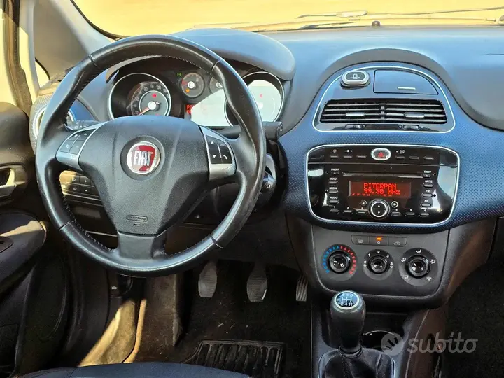 Fiat Punto Evo 2010 photo 5