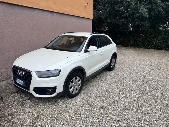 Audi Q3 2014 photo 2