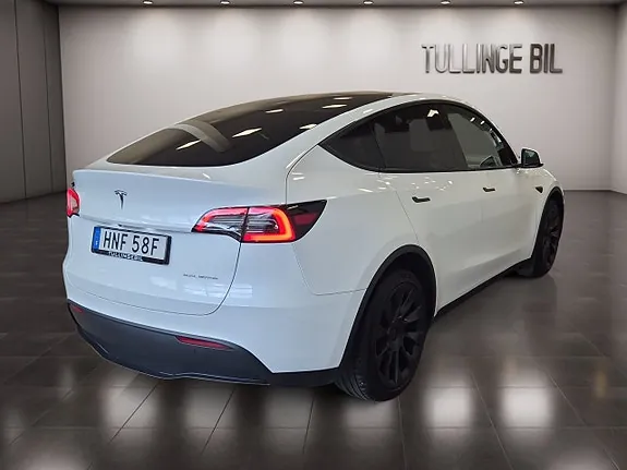 Tesla Model Y 2024 photo 5