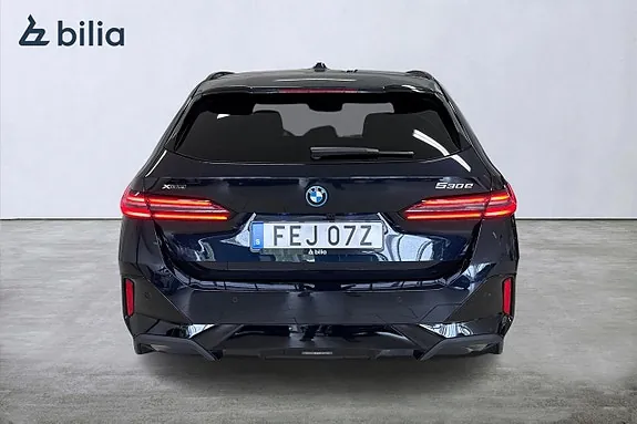 BMW 530E 2026 photo 4