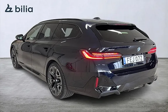 BMW 530E 2026 photo 2
