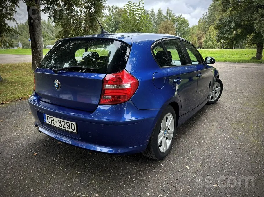 BMW 118D 2009 photo 4