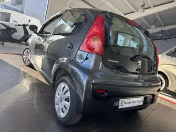 Peugeot 107 2011 photo 3
