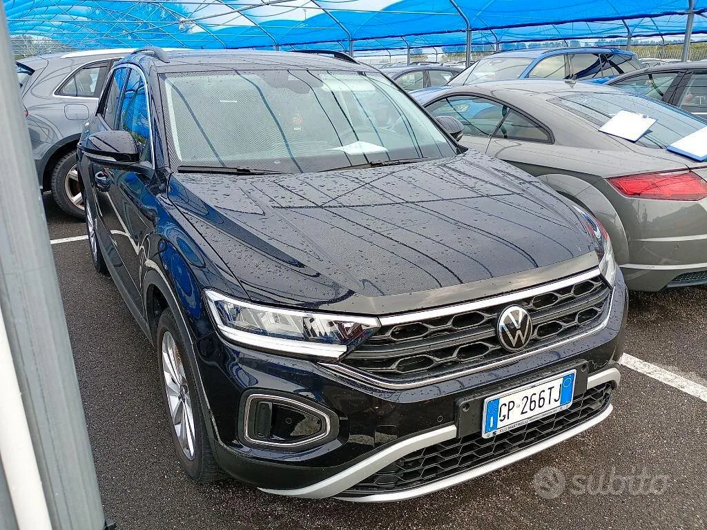 Volkswagen T-Roc 2023 photo 4