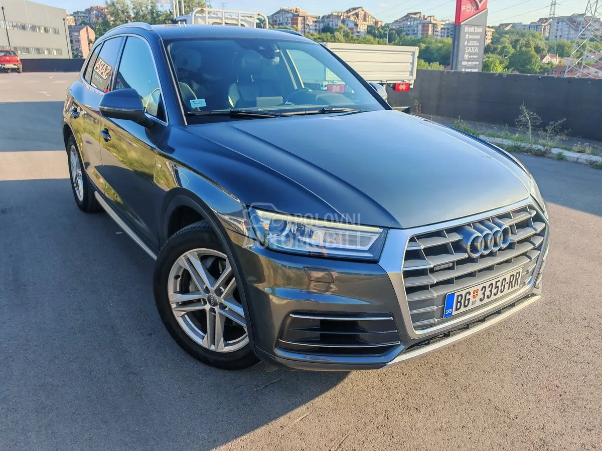 Audi Q5 2018 photo 2