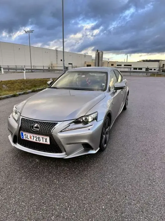 Lexus Is