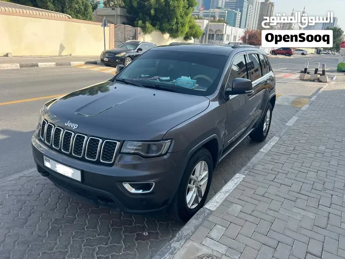 Jeep Grand Cherokee 2017 photo 2