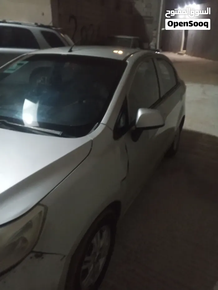 Chevrolet Spark 2012 photo 2