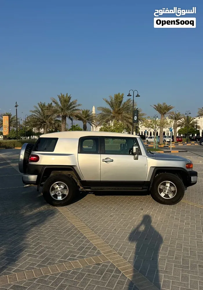 Toyota Fj 2008 photo 2