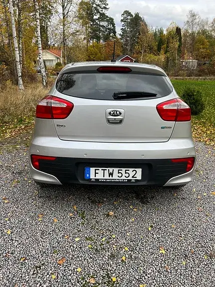 Kia Rio 2015 photo 3
