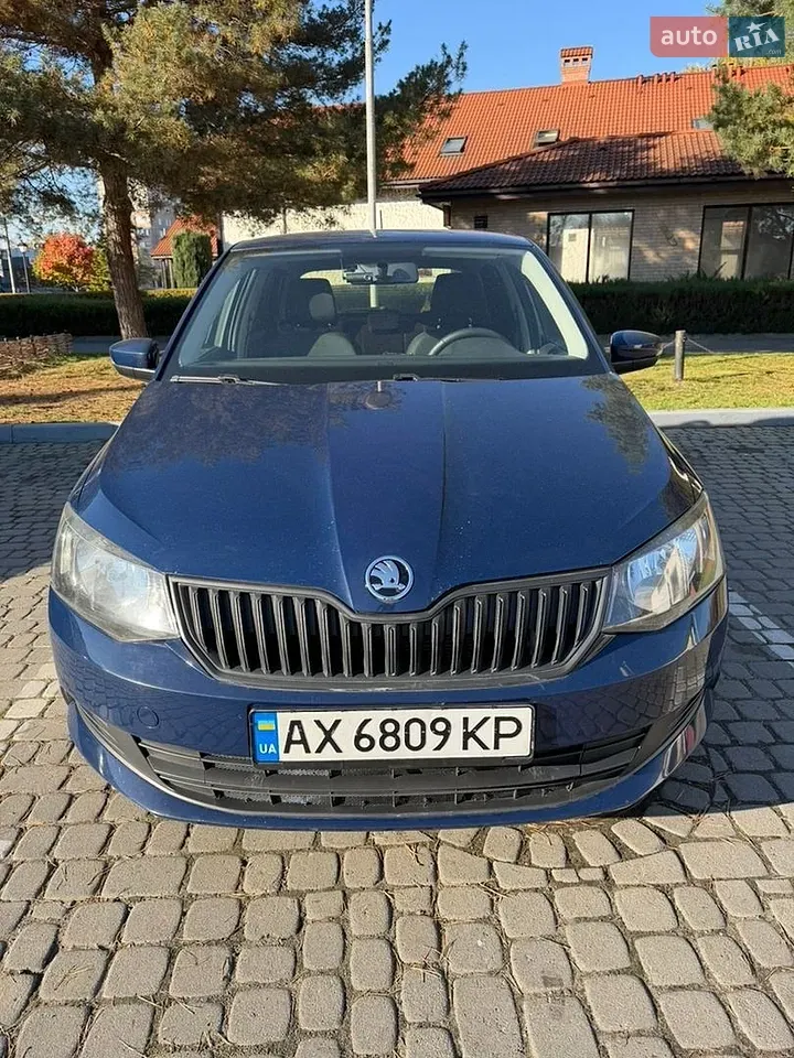 Skoda Fabia 2016 photo 5