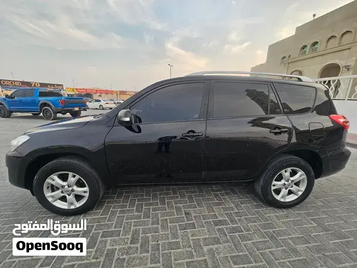 Toyota Rav4 2012 photo 2
