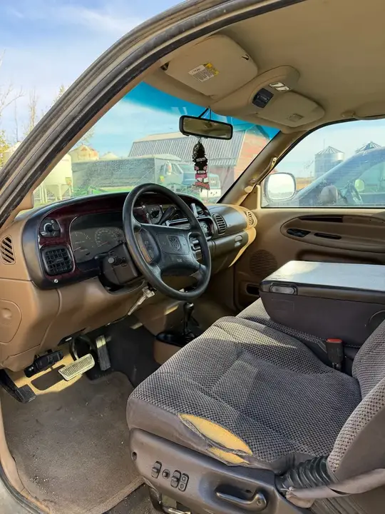 Dodge Ram 2500 1998 photo 2