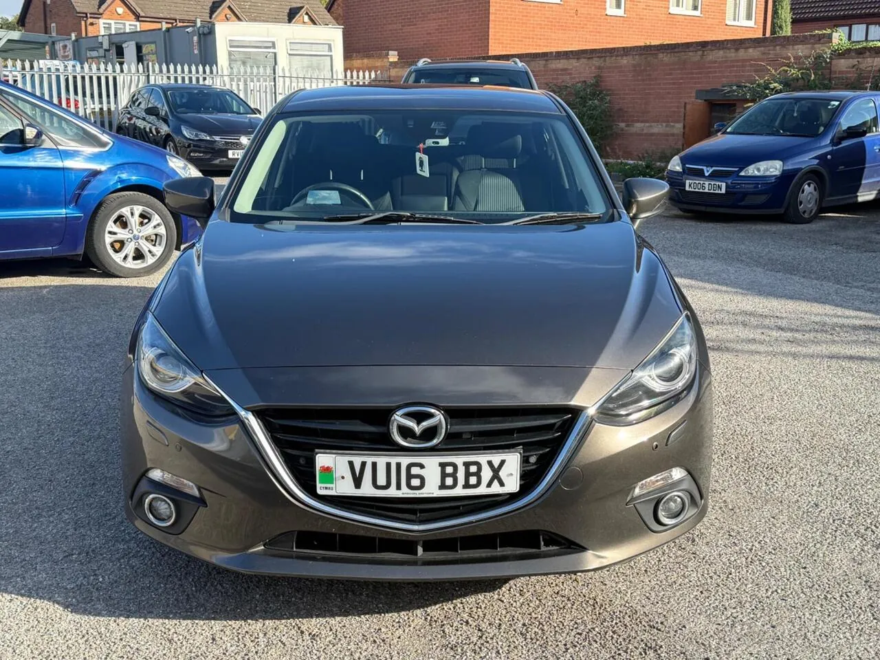 Mazda Mazda3 2016 photo 2