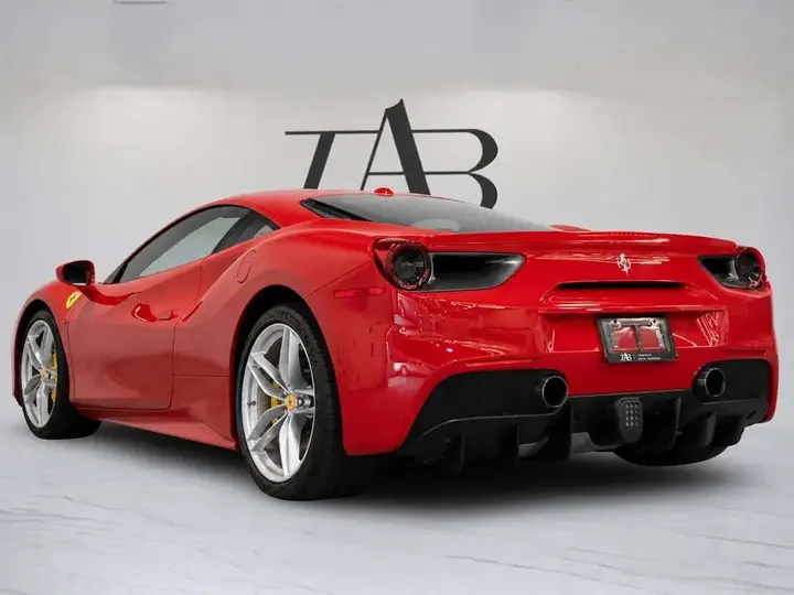 Ferrari 488 2019 photo 5
