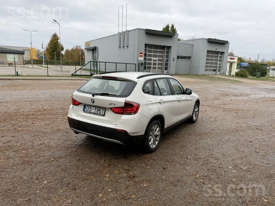 BMW X1 2011 photo 5