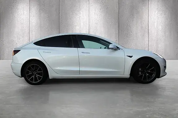 Tesla Model 3 2019 photo 3