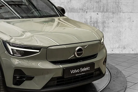 Volvo Ex40 2025 photo 2