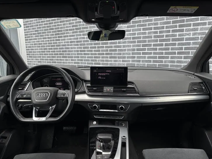 Audi Q5 2022 photo 2