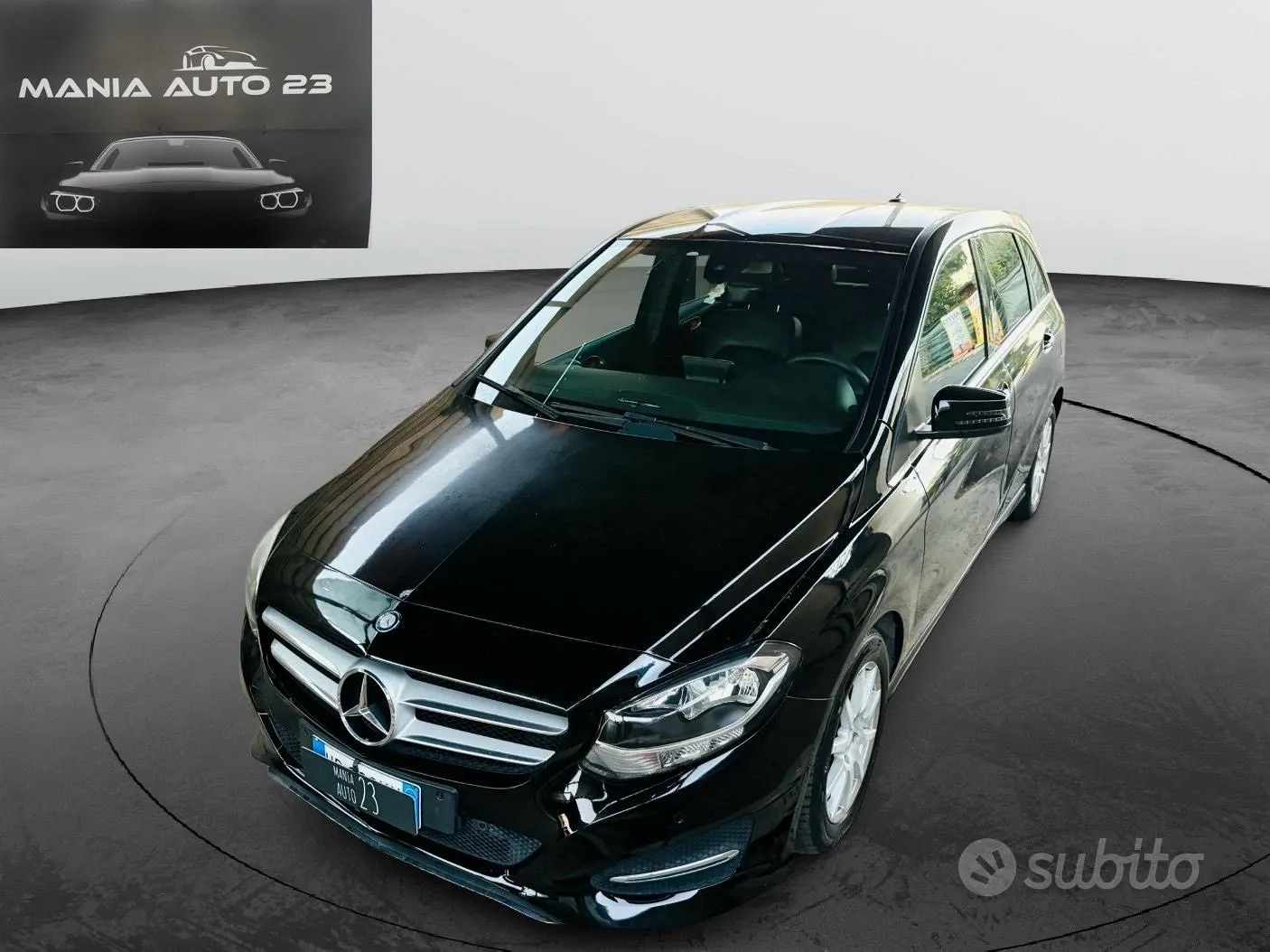 Mercedes-Benz B180 2015 photo 2