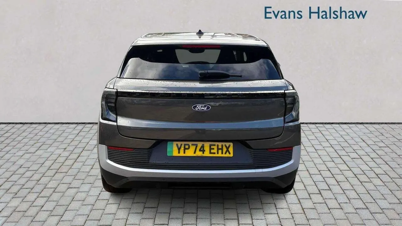 Ford Explorer 2024 photo 5