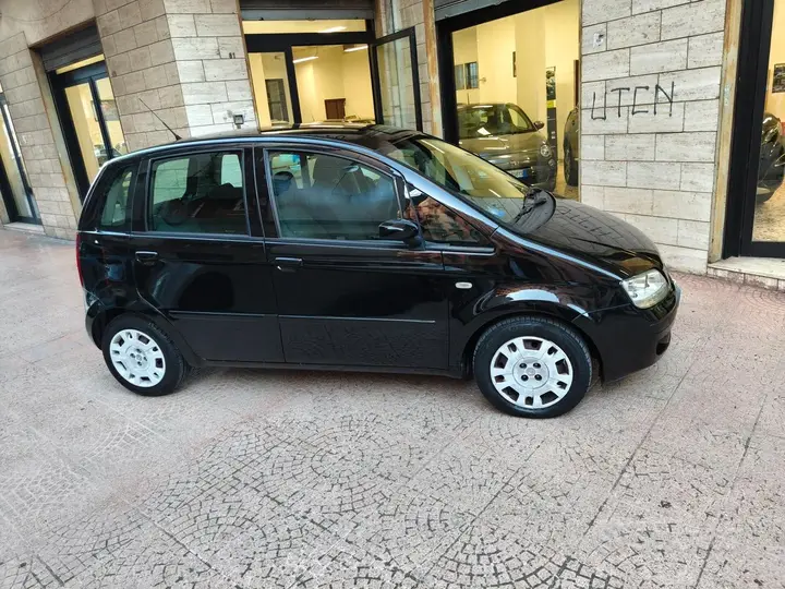 Fiat Idea 2008 photo 4