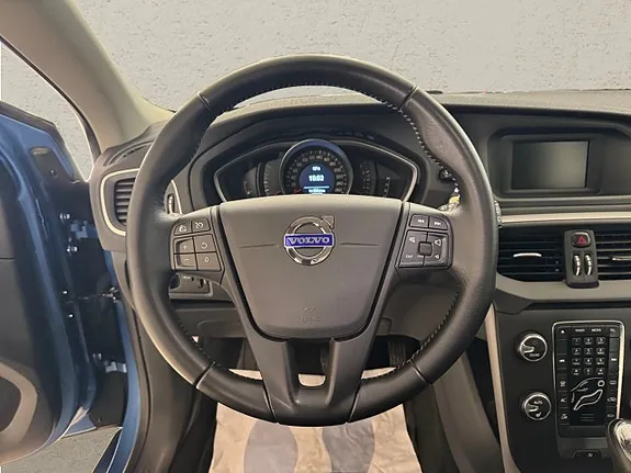 Volvo V40 2016 photo 5