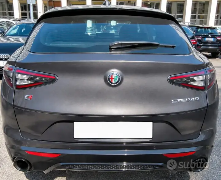 Alfa Romeo Stelvio 2023 photo 3