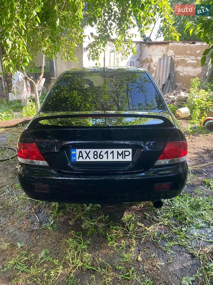 Mitsubishi Lancer 2005 photo 4