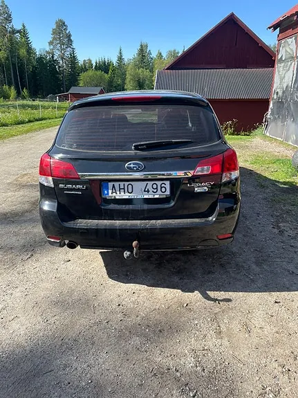 Subaru Legacy 2011 photo 4