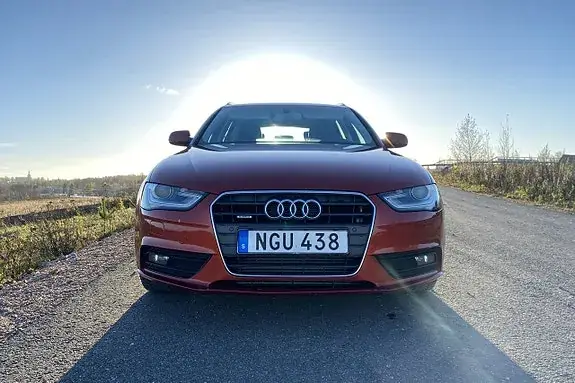 Audi A4 2014 photo 2