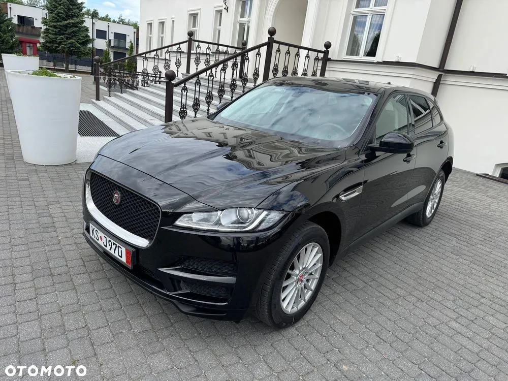 Jaguar F-Pace 2017 photo 3
