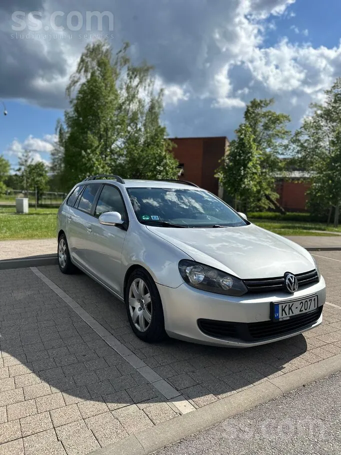 Volkswagen Golf 6 2011 photo 2
