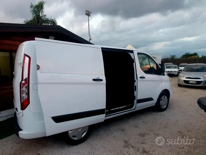 Ford Transit Custom 2020 photo 3