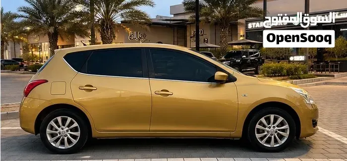Nissan Tiida 2014 photo 2