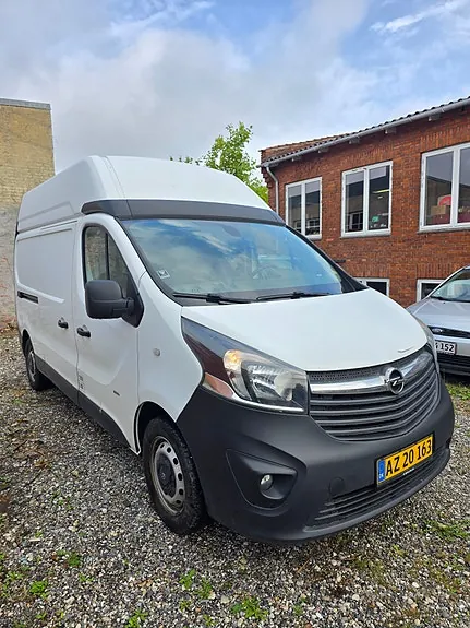 Opel Vivaro 2016 photo 2