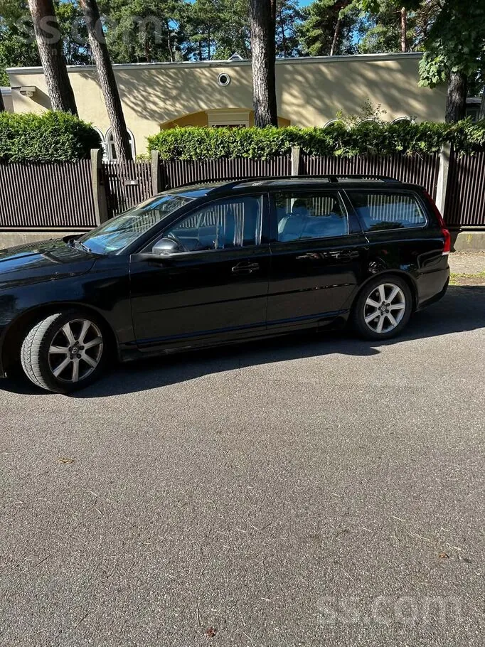 Volvo V70 2015 photo 4