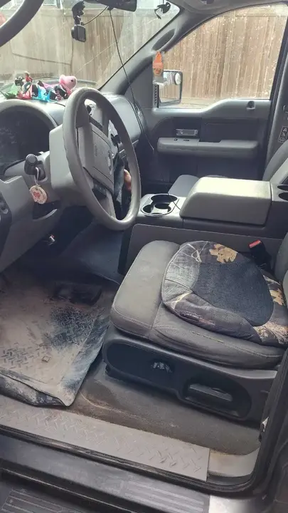 Ford F-150 2004 photo 2