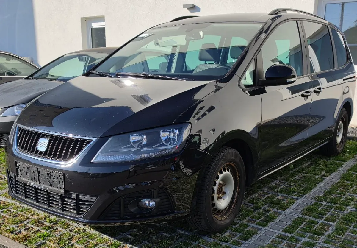 Seat Alhambra 2012 photo 2