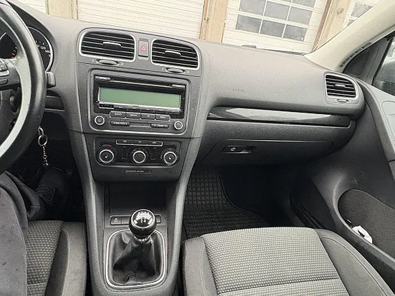Volkswagen Golf Vi 2011 photo 4