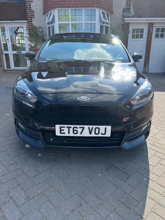 Ford Focus 2018 photo 2