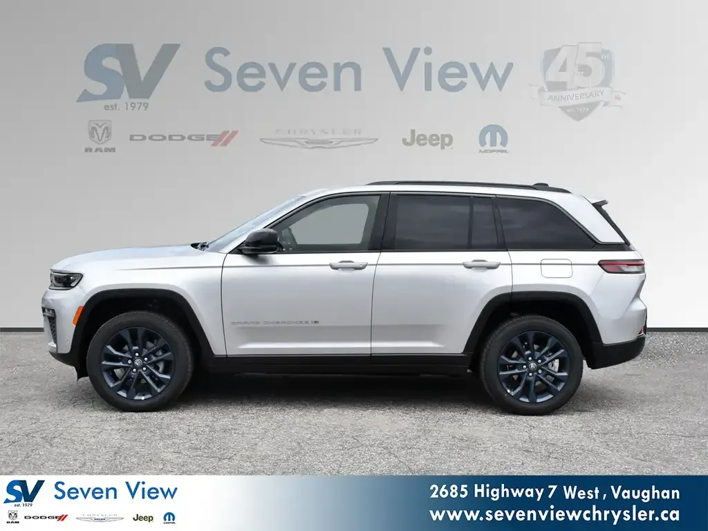Jeep Grand Cherokee 2026 photo 3