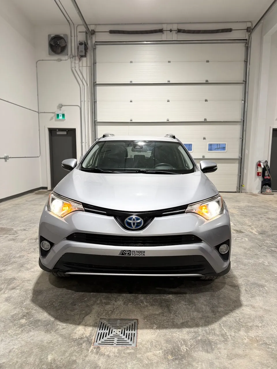 Toyota Rav4 2018 photo 2