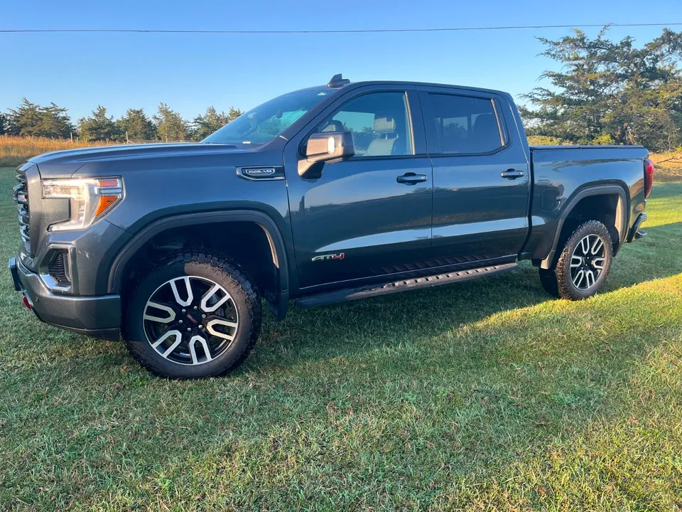 GMC Sierra 1500 2021 photo 2