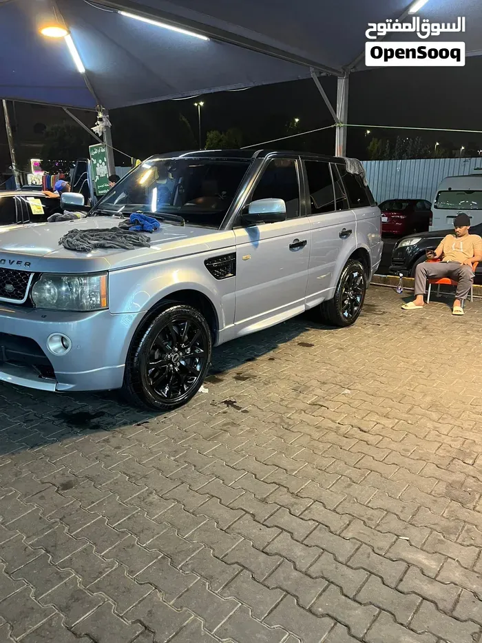 Land Rover Range Rover Sport 2011 photo 3